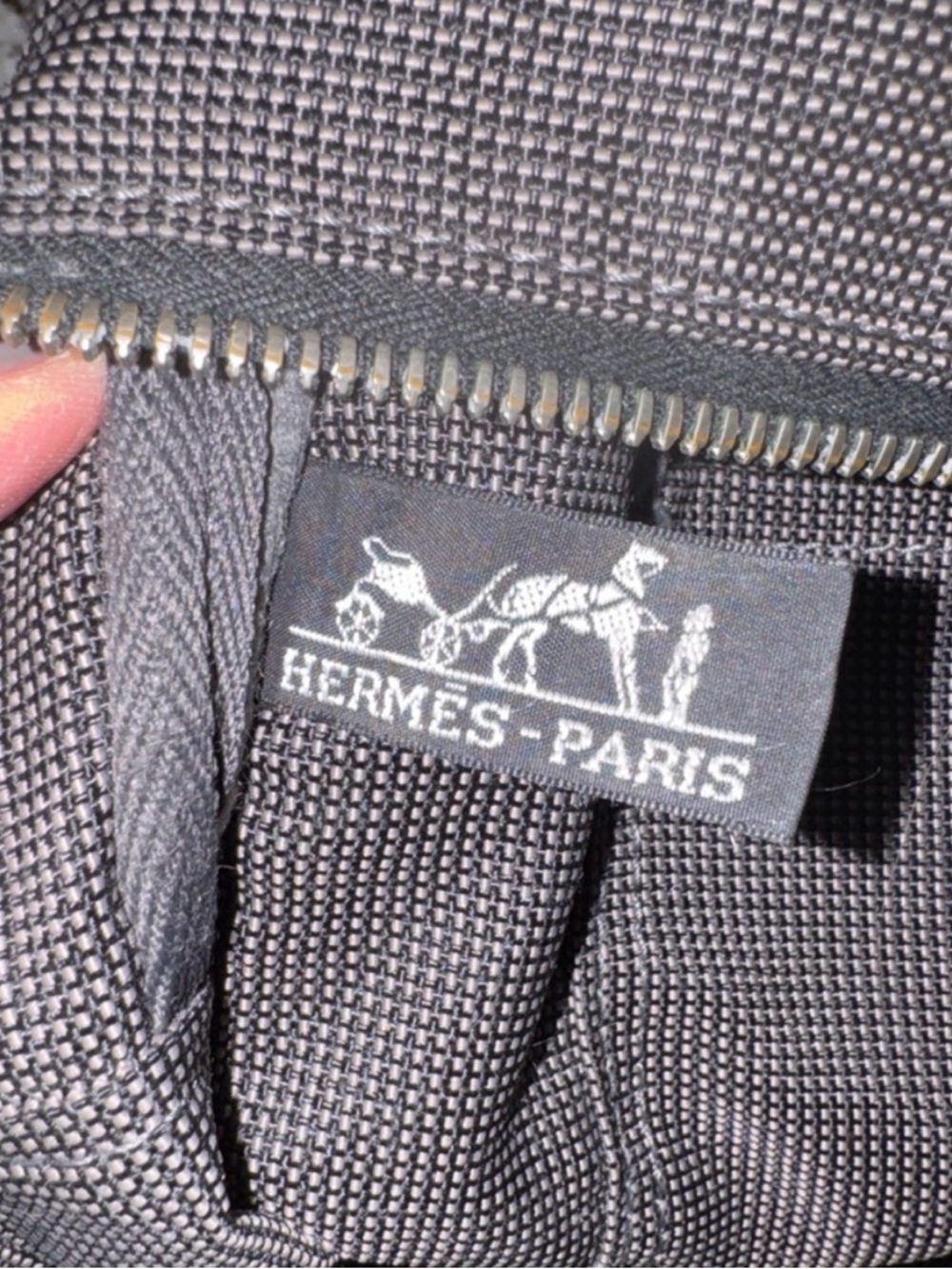 Hermes Grey Tote with Lock but no Key - Picture 2 of 2